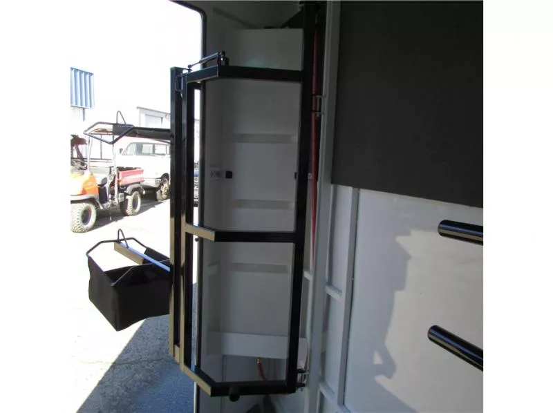 used Horse Trailers Trails West  for sale, in Madera, CA Thumbnail 17