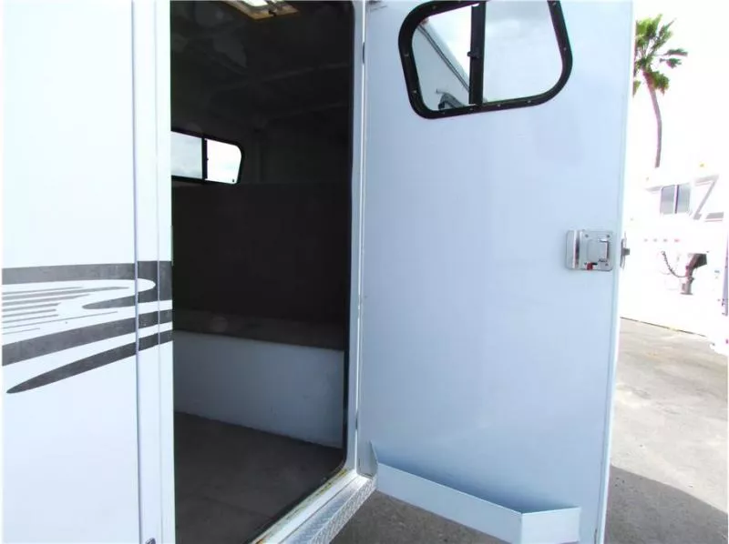 used Horse Trailers Trails West  for sale, in Madera, CA Thumbnail 16