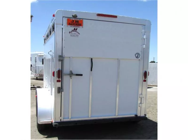used Horse Trailers Circle J Trailers  for sale, in Madera, CA Thumbnail 4