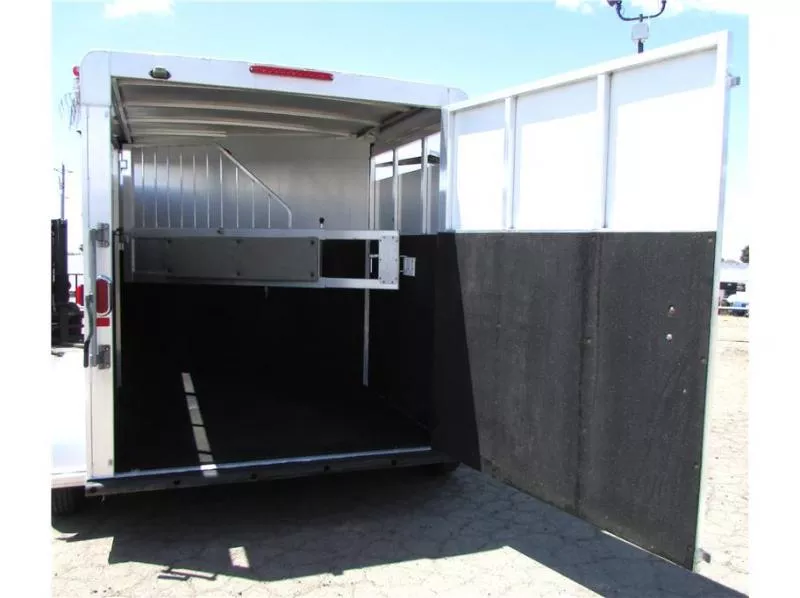 used Horse Trailers Circle J Trailers  for sale, in Madera, CA Thumbnail 5