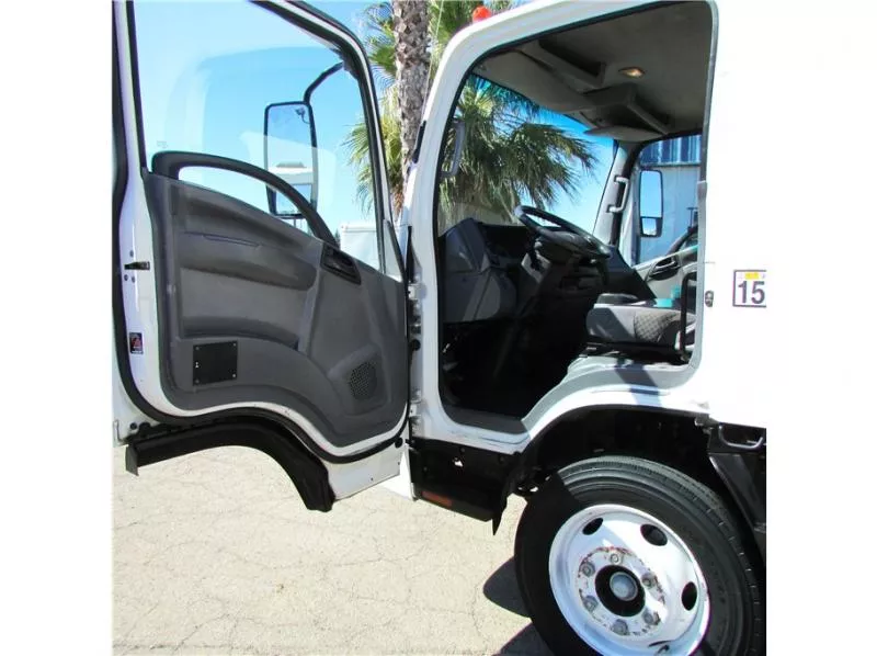 used Horse Trailers Isuzu  for sale, in Madera, CA Thumbnail 12