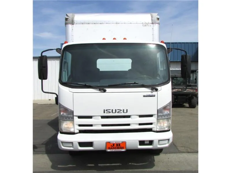 used Horse Trailers Isuzu  for sale, in Madera, CA Thumbnail 2