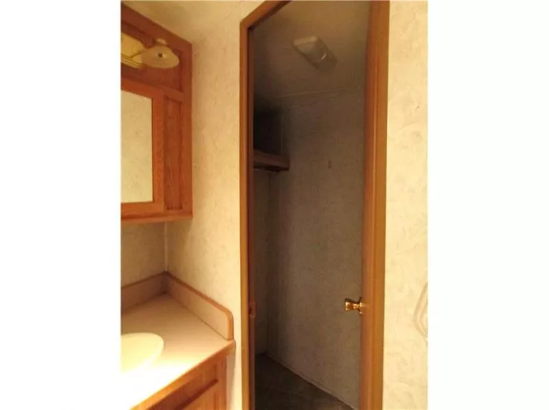 used Horse Trailers Exiss Trailers  for sale, in Madera, CA Thumbnail 34