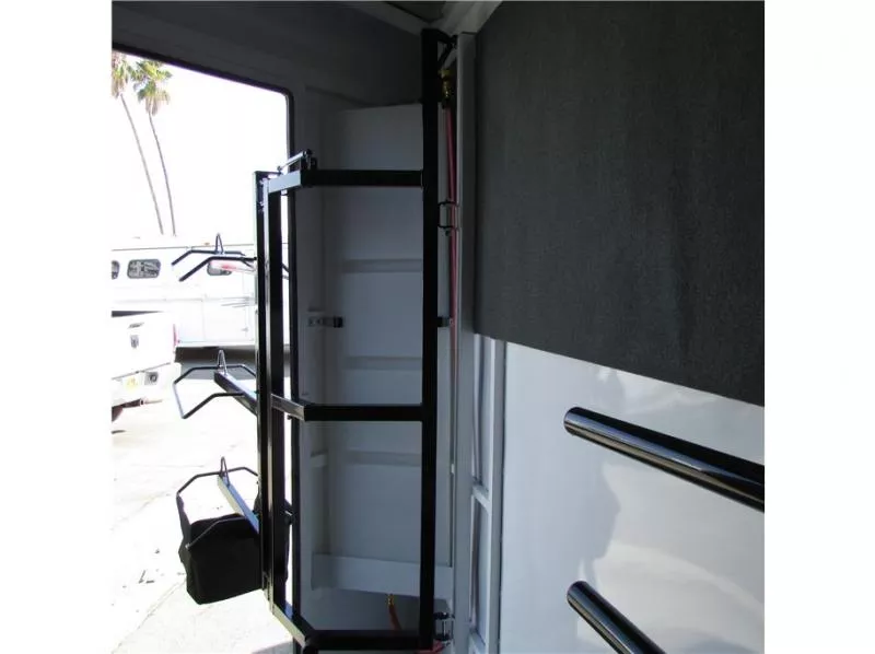 used Horse Trailers Trails West  for sale, in Madera, CA Thumbnail 20