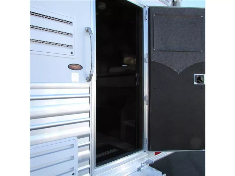 used Horse Trailers Cimarron Trailers  for sale, in Madera, CA Thumbnail 17