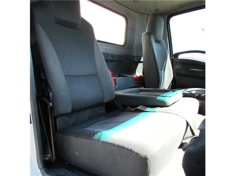 used Horse Trailers Isuzu  for sale, in Madera, CA Thumbnail 24