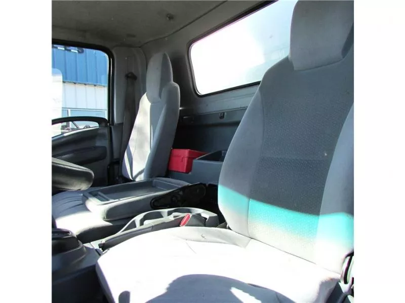 used Horse Trailers Isuzu  for sale, in Madera, CA Thumbnail 17