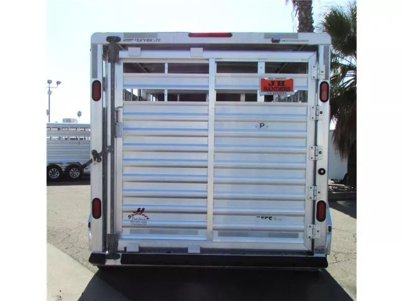used Horse Trailers Featherlite  for sale, in Madera, CA Thumbnail 5