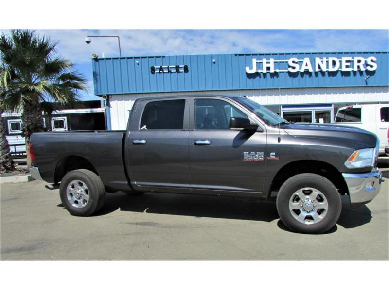2017 Ram 2500 Crew Cab Big Horn Pickup 4D 6 1/3 ft 2017 Ram 2500 Crew Cab Big Horn Pickup 4D 6 1/3 ft