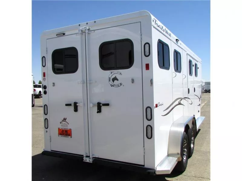 used Horse Trailers Trails West  for sale, in Madera, CA Thumbnail 4