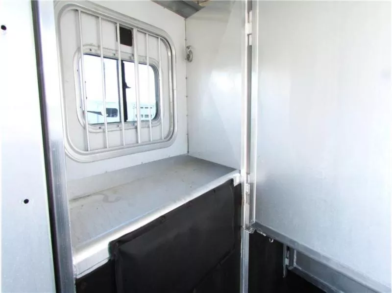 used Horse Trailers Exiss Trailers  for sale, in Madera, CA Thumbnail 16