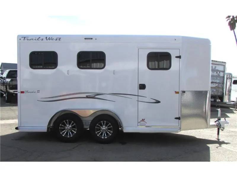 2026 Trails West CLASSIC II 2 HORSE WB