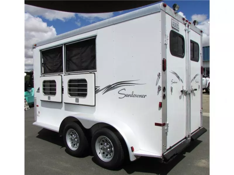 used Horse Trailers Sundowner Trailers  for sale, in Madera, CA Thumbnail 4
