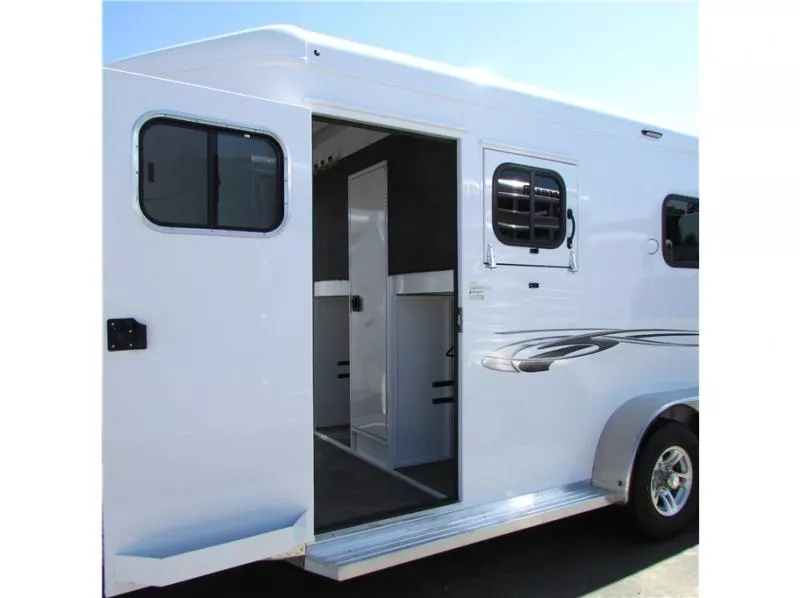 used Horse Trailers Trails West  for sale, in Madera, CA Thumbnail 24