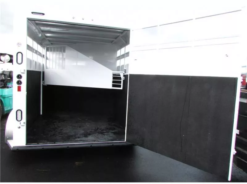 used Horse Trailers Trails West  for sale, in Madera, CA Thumbnail 5