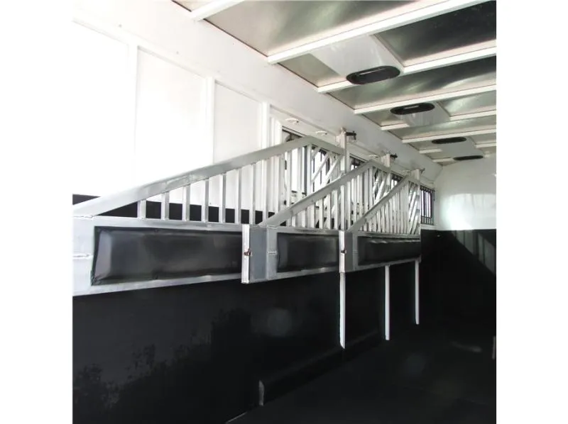 used Horse Trailers Trails West  for sale, in Madera, CA Thumbnail 7