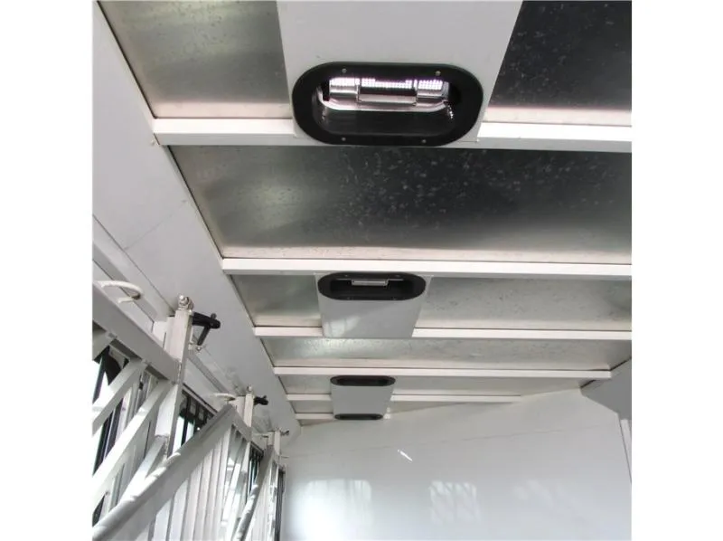 used Horse Trailers Trails West  for sale, in Madera, CA Thumbnail 9