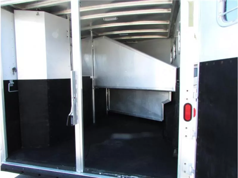 used Horse Trailers Exiss Trailers  for sale, in Madera, CA Thumbnail 15
