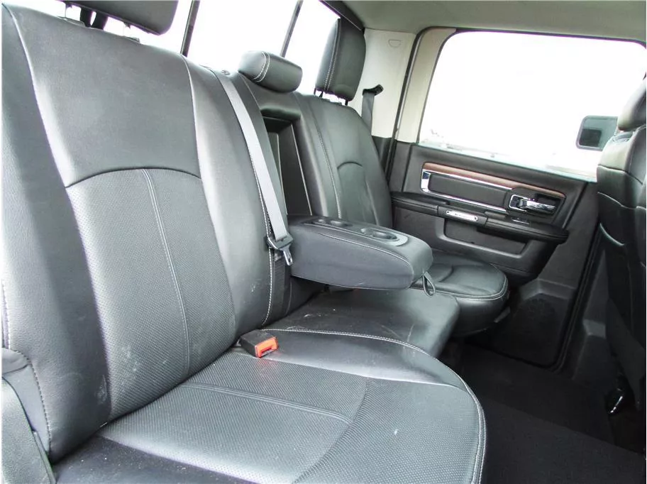 2018 Ram 2500 Laramie photo 21