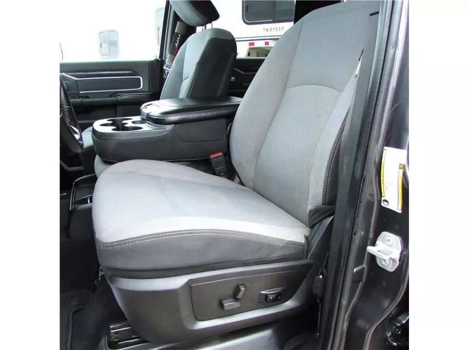 2021 Ram 2500 Big Horn photo 12