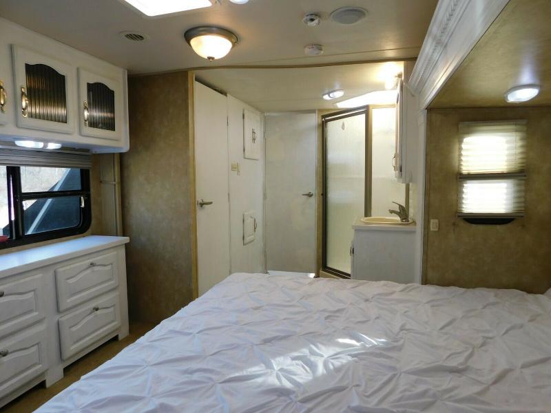 used Fifth Wheel Trailers Forest River Forest River for sale, in Orlando, FL Thumbnail 6