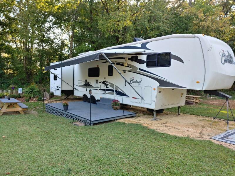 used Fifth Wheel Trailers Forest River Forest River for sale, in Orlando, FL Thumbnail 2