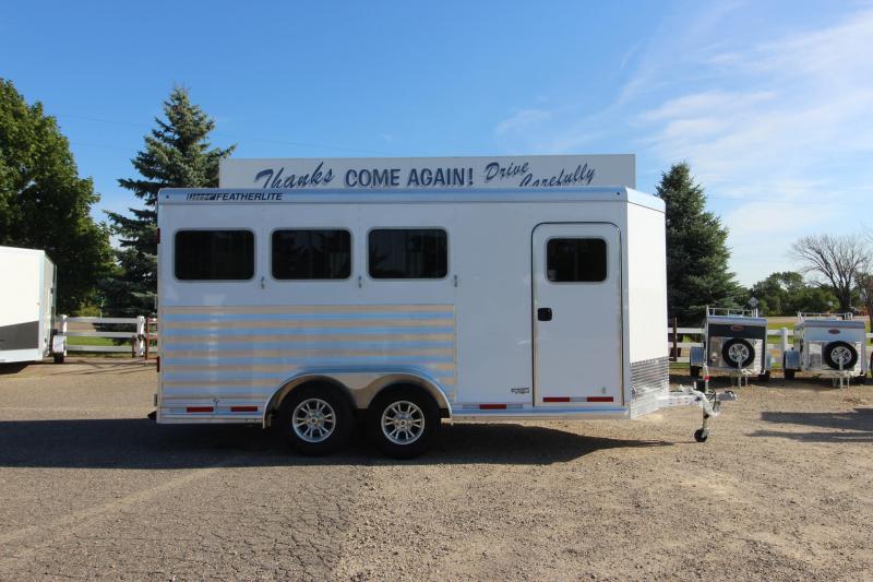 2021 Featherlite 7441 3HR BP Horse Trailer 2021 Featherlite 7441 3HR BP Horse Trailer