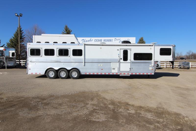 2007 Sundowner Trailers 4HR 14' LQ Horse Trailer 2007 Sundowner Trailers 4HR 14' LQ Horse Trailer