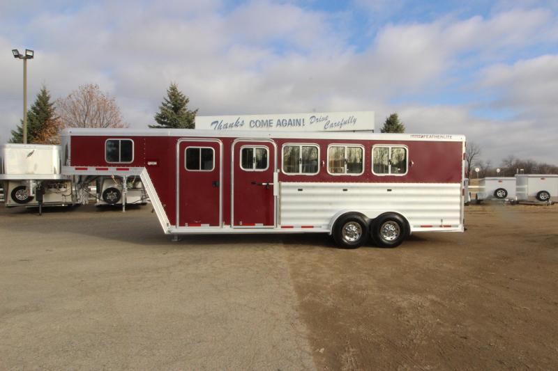 2012 Featherlite 4HR GN Horse Trailer 2012 Featherlite 4HR GN Horse Trailer
