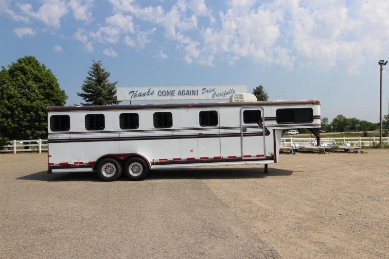1999 Hawk Trailers 4 horse w/side-tack Horse Trailer 1999 Hawk Trailers 4 horse w/side-tack Horse Trailer