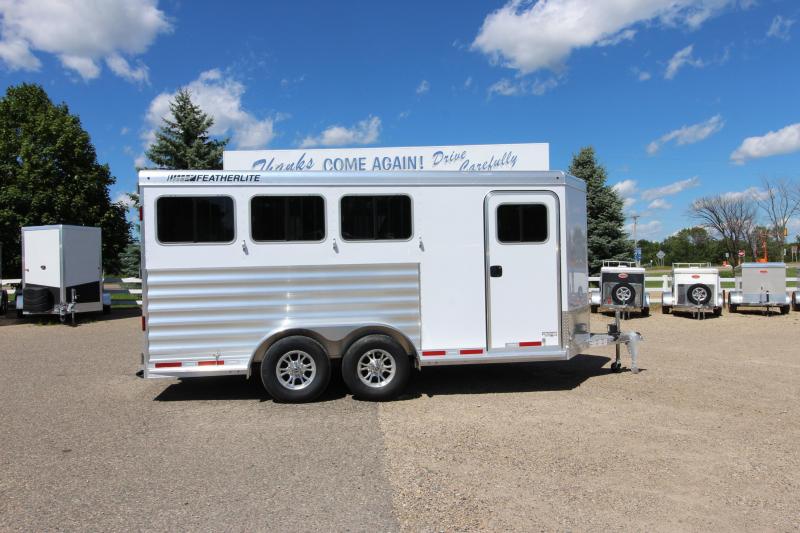 2021 Featherlite 7441 3HR BP Horse Trailer 2021 Featherlite 7441 3HR BP Horse Trailer