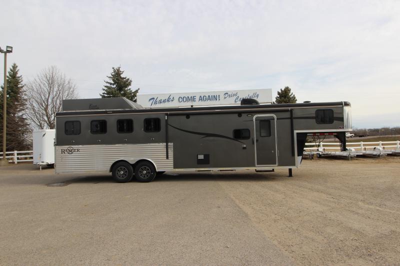 2016 Bison Ranger 4H LQ Horse Trailer Living Quarter Trailers For