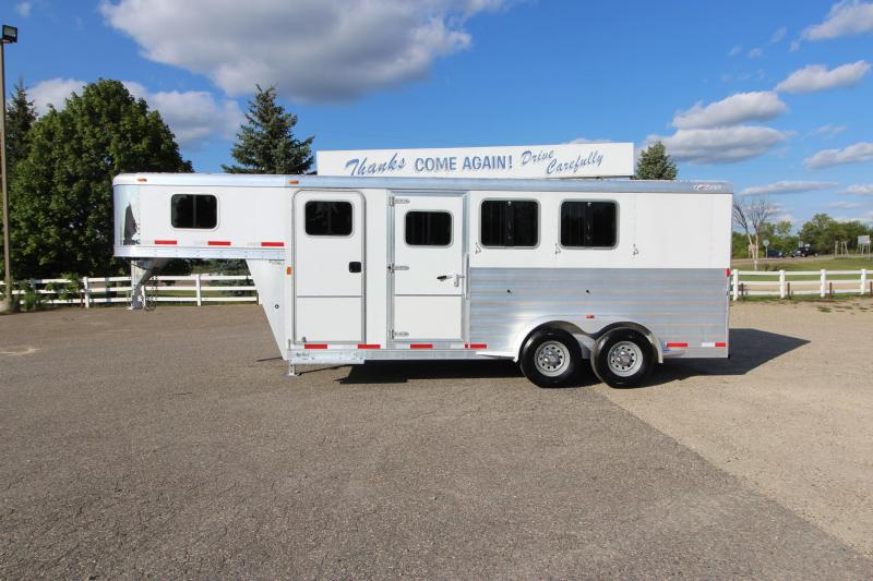 2015 Exiss Trailers 3HR Slant Load GN Horse Trailer 2015 Exiss Trailers 3HR Slant Load GN Horse Trailer