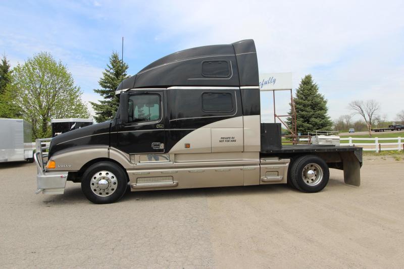 2001 Volvo vnl64t Semi Truck 2001 Volvo vnl64t Semi Truck