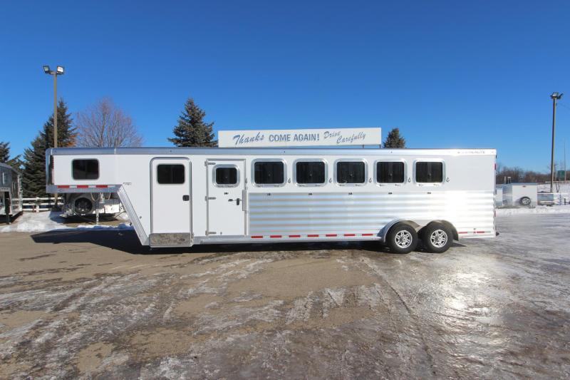 2021 Featherlite 7541 6HR GN Horse Trailer 2021 Featherlite 7541 6HR GN Horse Trailer