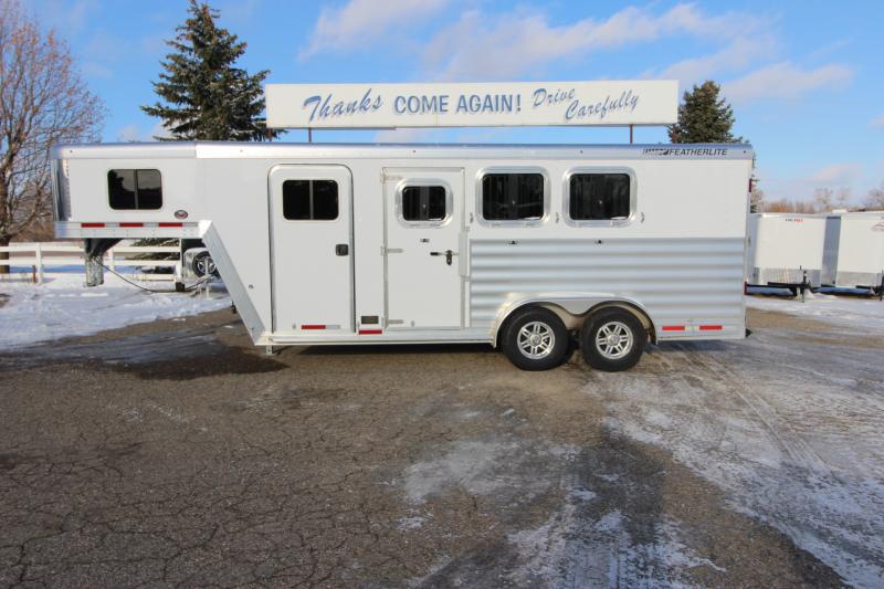 2023 Featherlite 7541 3HR Slant BP Horse Trailer 2023 Featherlite 7541 3HR Slant BP Horse Trailer