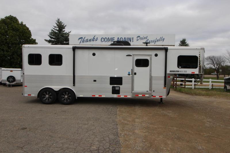 2020 Sundowner Trailers 2HR GN Horizon 8011 RS Horse Trailer 2020 Sundowner Trailers 2HR GN Horizon 8011 RS Horse Trailer