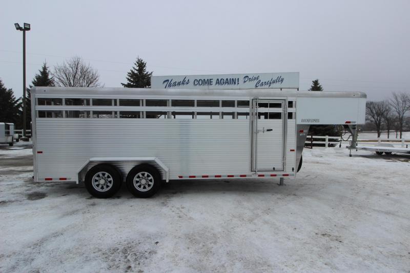 2019 Sundowner Trailers 20 GN Livestock Trailer 2019 Sundowner Trailers 20 GN Livestock Trailer