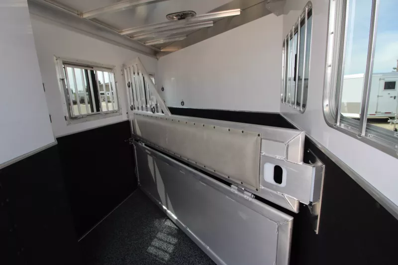 new Horse Trailers Featherlite  for sale, in Elko, MN Thumbnail 9