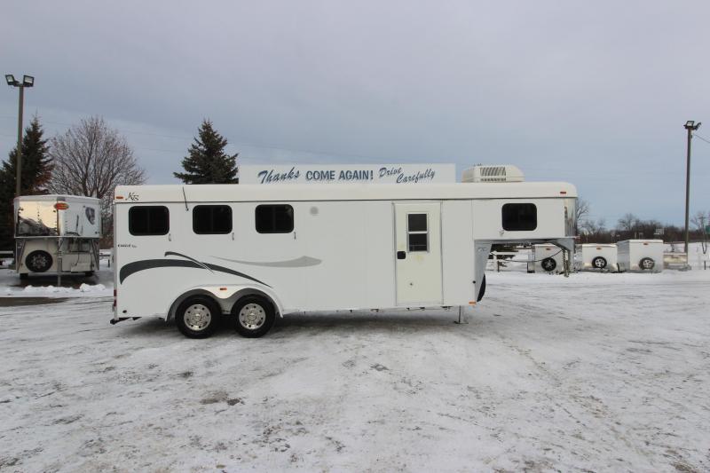 2005 Kiefer Built 3HR Weekender Horse Trailer 2005 Kiefer Built 3HR Weekender Horse Trailer
