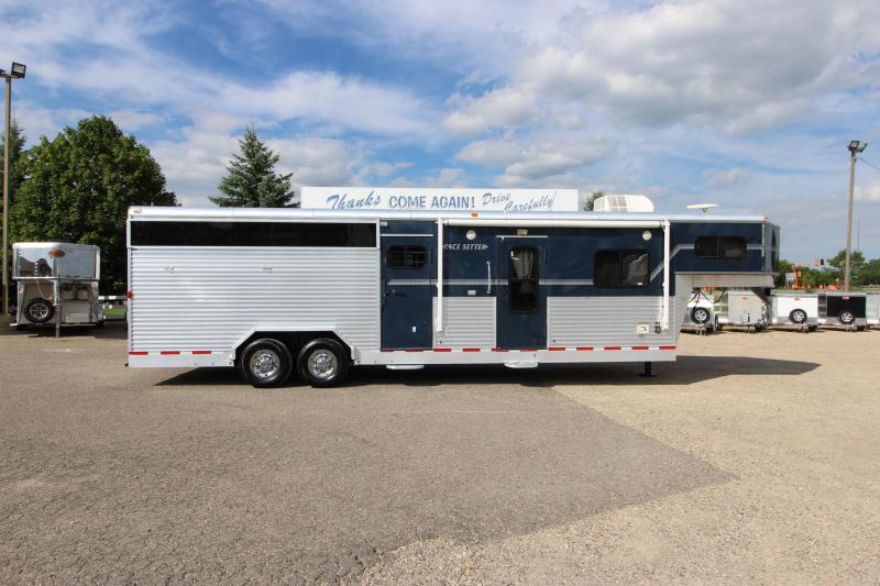 2007 Pacesetter Trailers 4HR Stock/Combo LQ Horse Trailer 2007 Pacesetter Trailers 4HR Stock/Combo LQ Horse Trailer