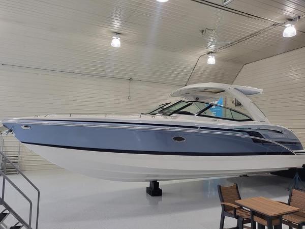 2023 Formula 250 Crossover Bowrider 2023 Formula 250 Crossover Bowrider