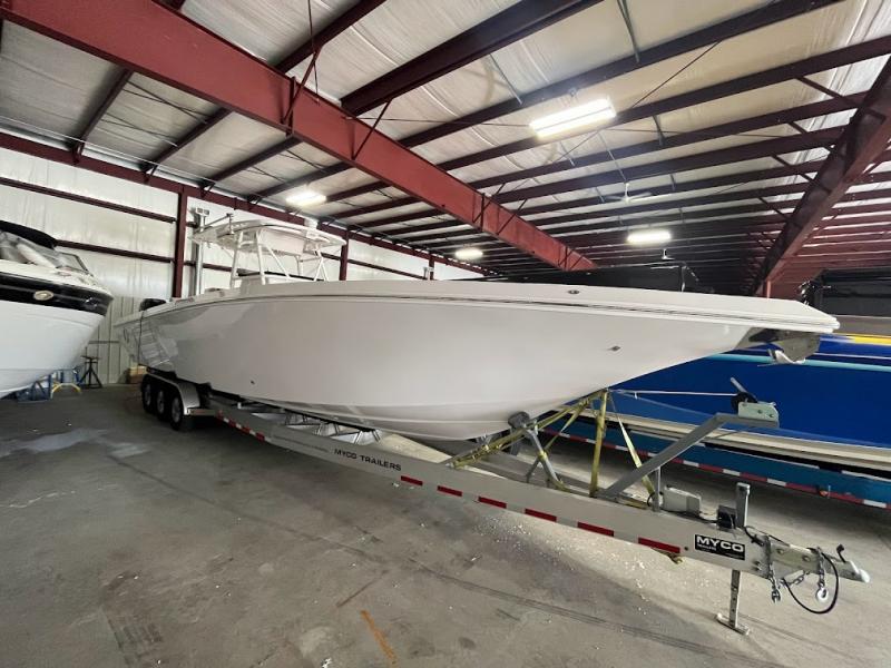 2018 Fountain 38 Center Console LS 2018 Fountain 38 Center Console LS