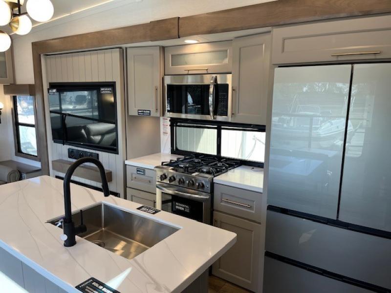 new Fifth Wheel Trailers Alliance RV Paradigm for sale, in North Willis, TX Thumbnail 9