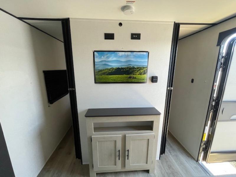 new Travel Trailers Coachmen Northern Spirit Ultra Lite for sale, in North Willis, TX Thumbnail 18
