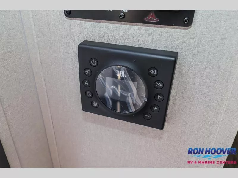 new Travel Trailers Coachmen Catalina Summit Series 7 for sale, in North Willis, TX Thumbnail 27