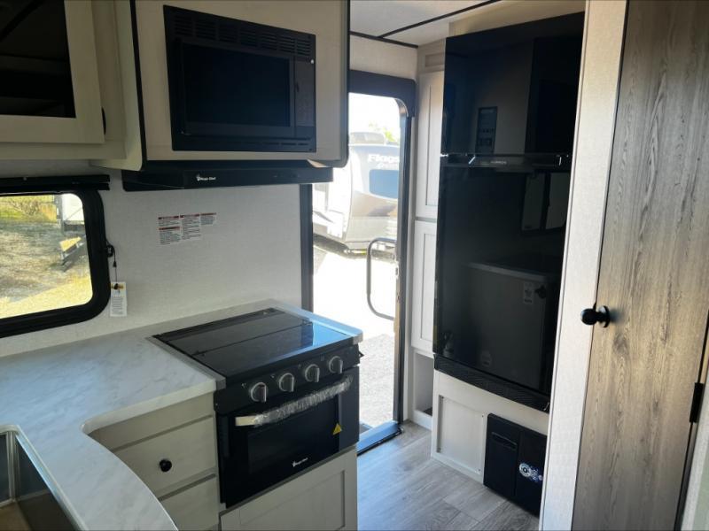 new Travel Trailers Coachmen Spirit for sale, in North Willis, TX Thumbnail 8