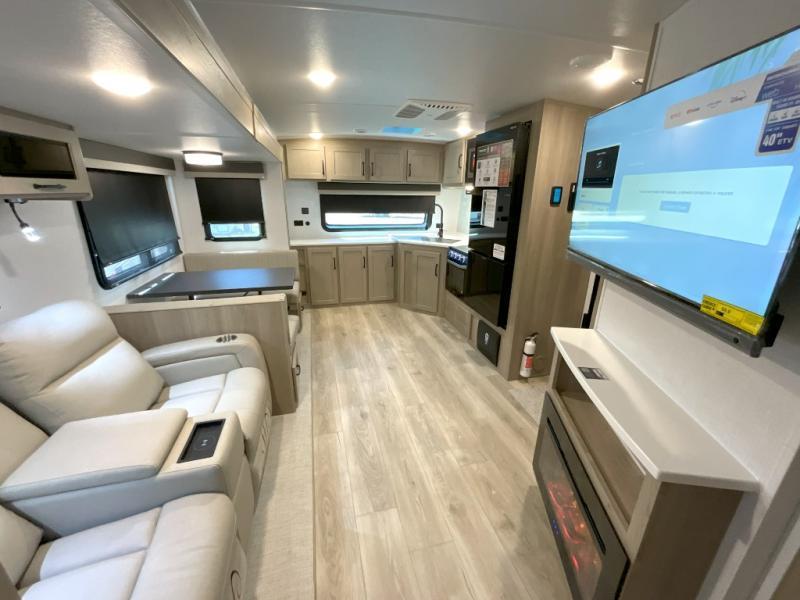 new Travel Trailers Forest River Flagstaff for sale, in North Willis, TX Thumbnail 3