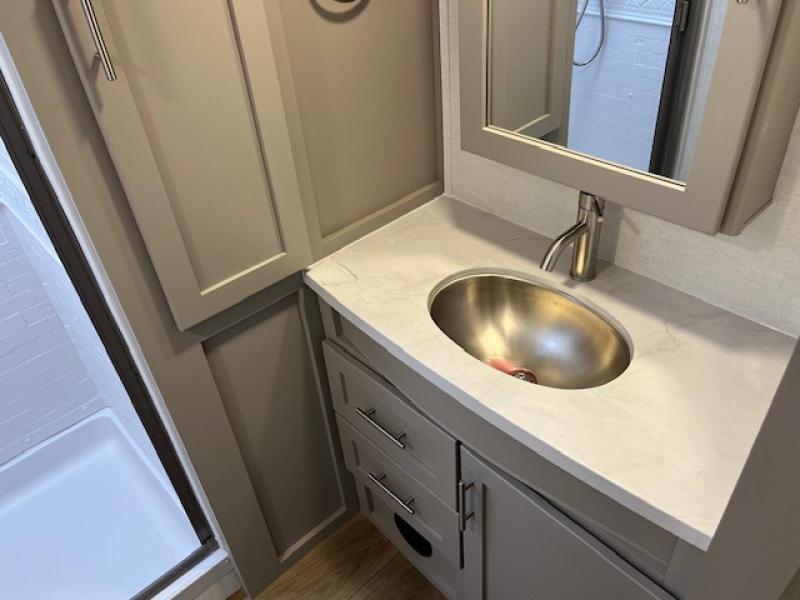 new Fifth Wheel Trailers Alliance RV Avenue All-Access for sale, in North Willis, TX Thumbnail 30