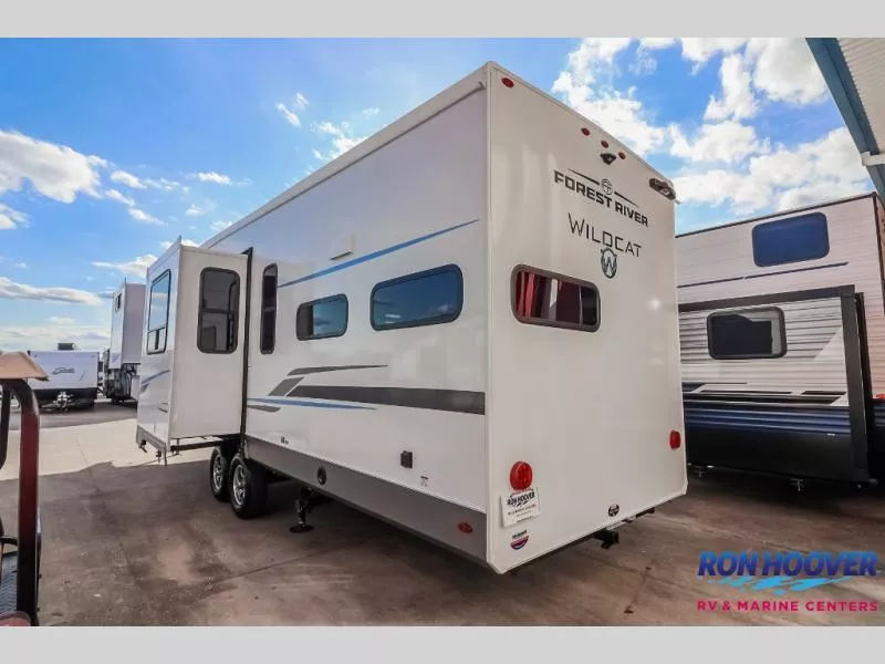 new Fifth Wheel Trailers Forest River Wildcat for sale, in North Willis, TX Thumbnail 6